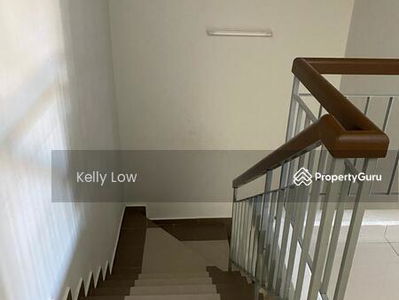 Puteri 12, Malaysia Puteri 12, Malaysia