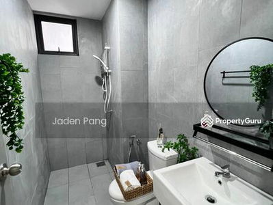 Emerald 9, Malaysia Emerald 9, Malaysia