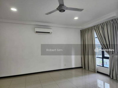 Molek Regency, Malaysia Molek Regency, Malaysia