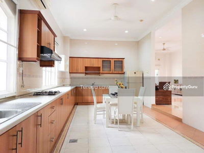 Beverly Row, Malaysia Beverly Row, Malaysia