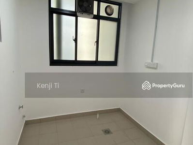 Trinity Lemanja, Malaysia Trinity Lemanja, Malaysia