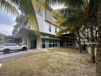 The Rafflesia @ Damansara Perdana, Malaysia The Rafflesia @ Damansara Perdana, Malaysia