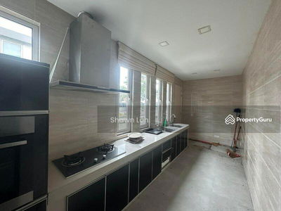 The Rafflesia @ Damansara Perdana, Malaysia The Rafflesia @ Damansara Perdana, Malaysia