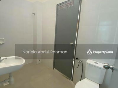 Taman Dataran abadi, Sepang, Malaysia Taman Dataran abadi, Sepang, Malaysia