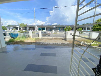 Taman Dataran abadi, Sepang, Malaysia Taman Dataran abadi, Sepang, Malaysia