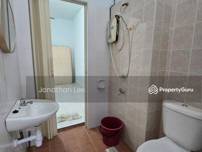 Muatira Rini, Malaysia Muatira Rini, Malaysia