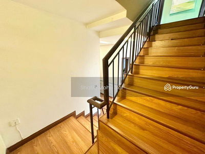 Armani, Malaysia Armani, Malaysia