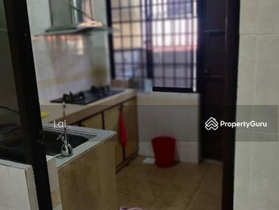 Taman Sungai Besi Indah, Malaysia Taman Sungai Besi Indah, Malaysia