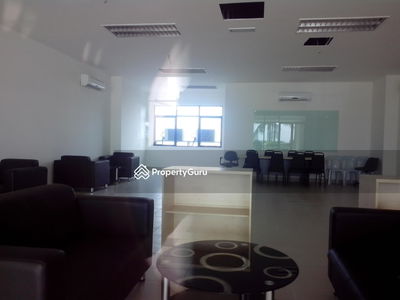 Amaya Maluri, Malaysia Amaya Maluri, Malaysia