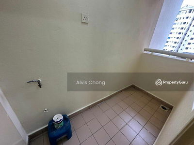 D'aman Crimson, Malaysia D'aman Crimson, Malaysia