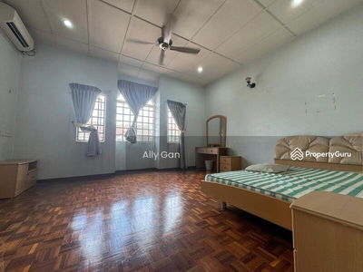 Rochester Bukit Indah, Malaysia Rochester Bukit Indah, Malaysia