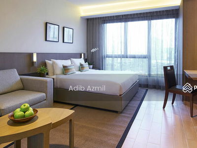 Squash Lover's Delight: 2 Courts Available On-Site, Malaysia Squash Lover's Delight: 2 Courts Available On-Site, Malaysia