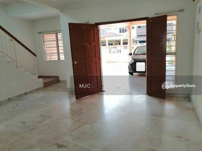 End Lot 2 storey house @ Taman Saga , Klang, Malaysia End Lot 2 storey house @ Taman Saga , Klang, Malaysia