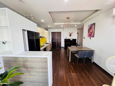 The Monarchy, Vietnam  The Monarchy, Vietnam