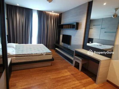 Molek Pine 4, Malaysia Molek Pine 4, Malaysia