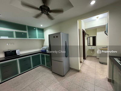 Molek Pine 2, Malaysia Molek Pine 2, Malaysia