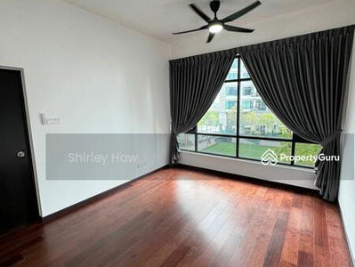 Molek Regency, Malaysia Molek Regency, Malaysia