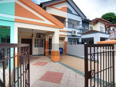 Sri Suria, Bukit Rimau, Malaysia Sri Suria, Bukit Rimau, Malaysia