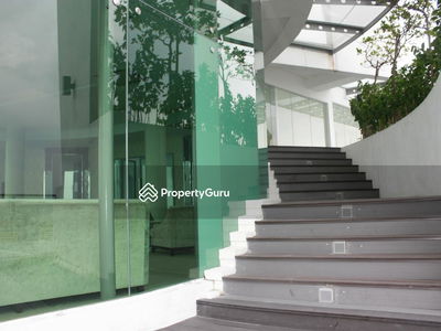 Regalia @ Sultan Ismail, Malaysia Regalia @ Sultan Ismail, Malaysia