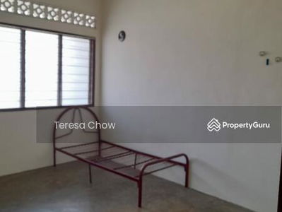 4r3b partly furnished Double Storey link house @ Sec 17, Petaling Jaya, Malaysia 4r3b partly furnished Double Storey link house @ Sec 17, Petaling Jaya, Malaysia