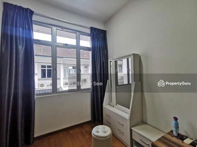 Molek Molek Molek, Malaysia Molek Molek Molek, Malaysia