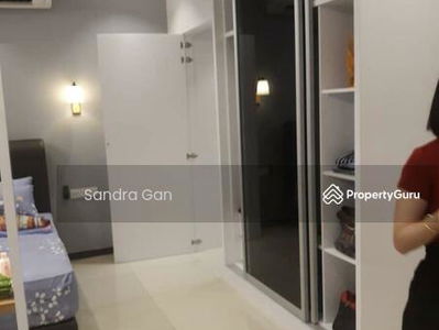 Molek Regency, Malaysia Molek Regency, Malaysia