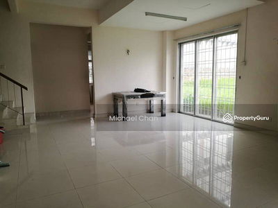 Taman kipark puchong semi D 3 storey corner house, Malaysia Taman kipark puchong semi D 3 storey corner house, Malaysia