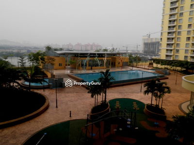 Platinum Lake PV 12, Malaysia Platinum Lake PV 12, Malaysia