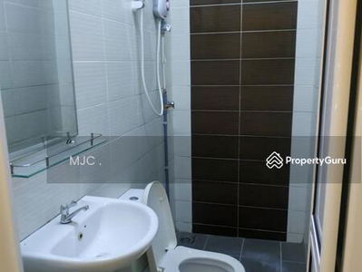 ROOM FOR RENT RM700 @ 2 Storey Shop Hotel @ Chow Kit , Kuala Lumpur, Malaysia ROOM FOR RENT RM700 @ 2 Storey Shop Hotel @ Chow Kit , Kuala Lumpur, Malaysia