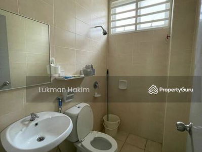 End Lot Spacious Land 2 Storey Terrace Section 4 Bandar baru bangi, Malaysia End Lot Spacious Land 2 Storey Terrace Section 4 Bandar baru bangi, Malaysia