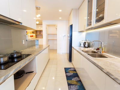 Sunrise City, Vietnam Sunrise City, Vietnam