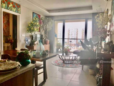 Diamond Island, Vietnam Diamond Island, Vietnam