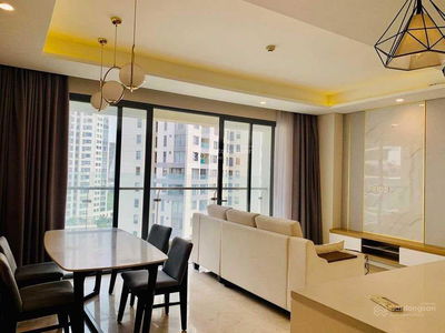 Diamond Island, Vietnam Diamond Island, Vietnam