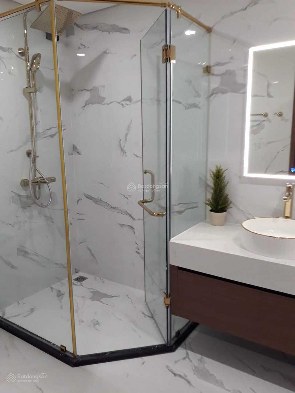 The Golden An Khánh 32T, Vietnam The Golden An Khánh 32T, Vietnam