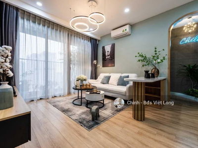 The Golden Armor, Vietnam The Golden Armor, Vietnam