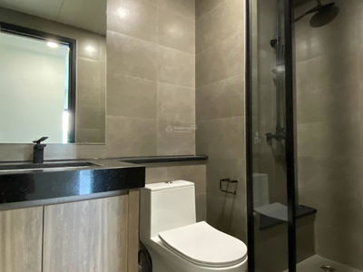 De La Sol, Vietnam De La Sol, Vietnam