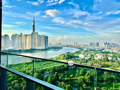 The River Thủ Thiêm, Vietnam  The River Thủ Thiêm, Vietnam