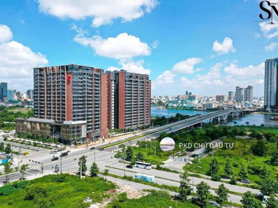 The River Thu Thiem, Vietnam The River Thu Thiem, Vietnam