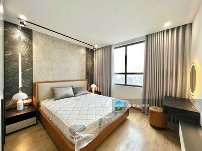 D’. Le Roi Soleil, Vietnam D’. Le Roi Soleil, Vietnam