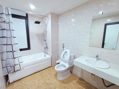 Housing in Hanoi, Vietnam Housing in Hanoi, Vietnam