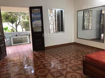 Gehäuse In Hanoi, Vietnam Gehäuse In Hanoi, Vietnam