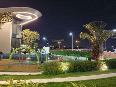 Jamila Khang Điền, Vietnam Jamila Khang Điền, Vietnam