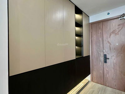 The Golden Palm Lê Văn Lương, Vietnam The Golden Palm Lê Văn Lương, Vietnam