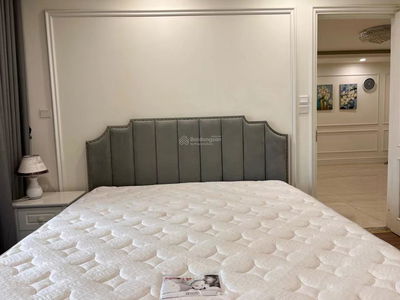 D’. Le Roi Soleil, Vietnam D’. Le Roi Soleil, Vietnam