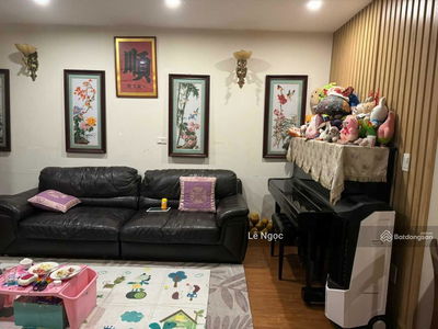 Lạc Hồng Westlake, Vietnam Lạc Hồng Westlake, Vietnam