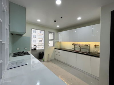 Sunrise City, Vietnam Sunrise City, Vietnam