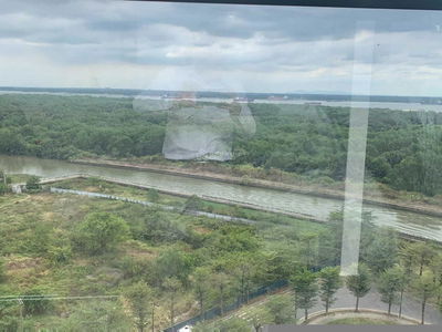 Sunshine Diamond River, Vietnam Sunshine Diamond River, Vietnam