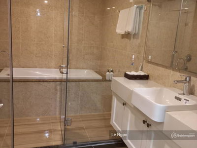 D’. Le Roi Soleil, Vietnam D’. Le Roi Soleil, Vietnam