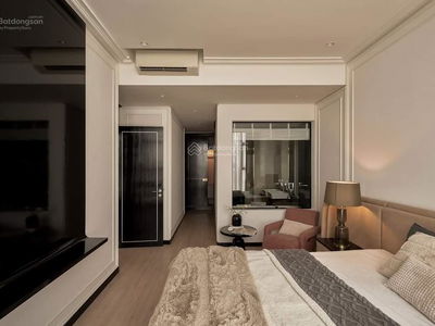 Sunrise City, Vietnam Sunrise City, Vietnam