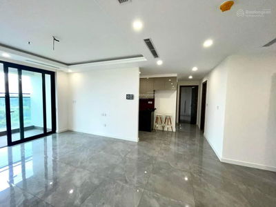 Sunshine Diamond River, Vietnam Sunshine Diamond River, Vietnam